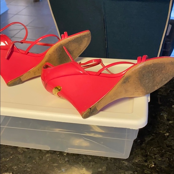 Lady’s Platform by none other LV - Picture 4 of 4